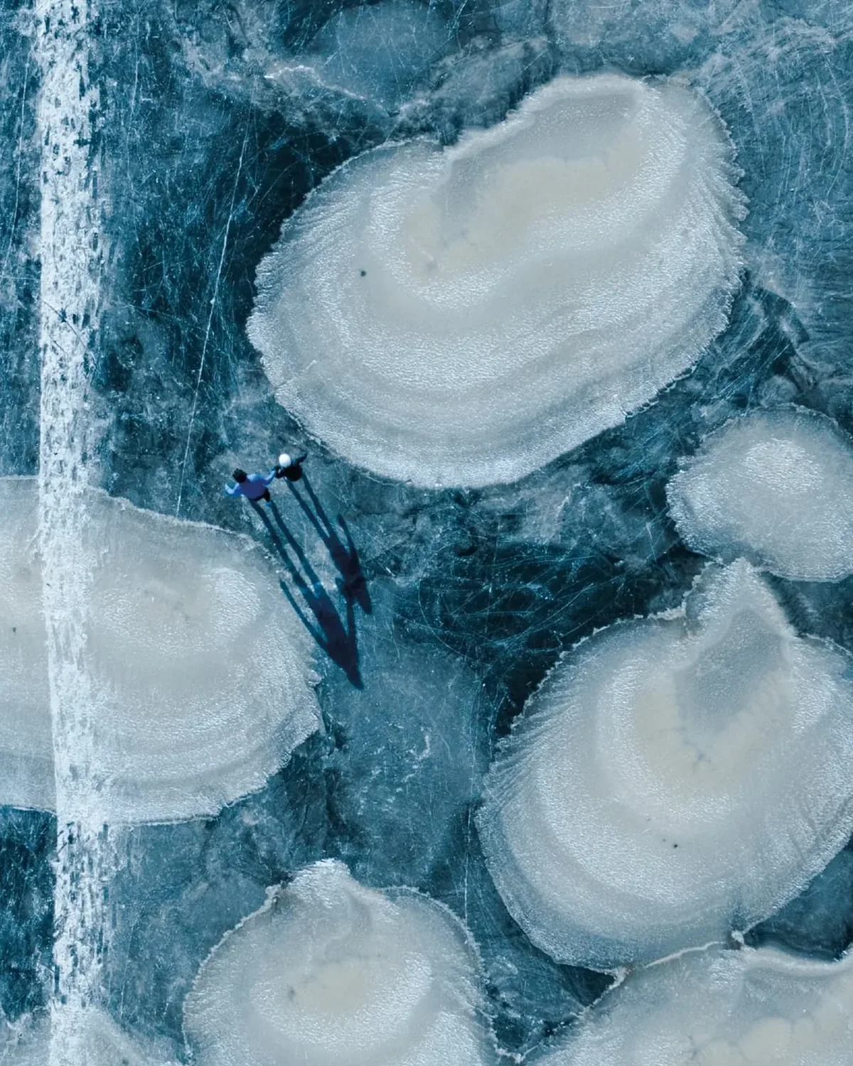 Detail van Drieluik Frozen lake Waterland
